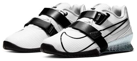 nike paar schuhe